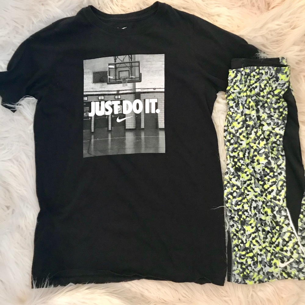 NWOT Boys Nike T-Shirt